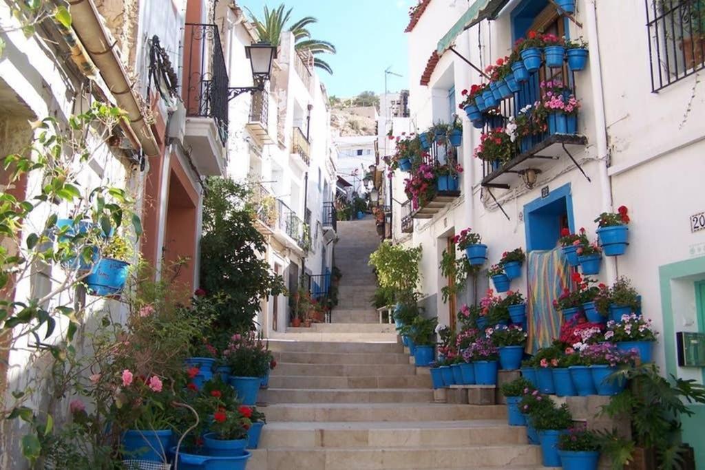 Apartamento En El Centro De Alicante Exterior foto